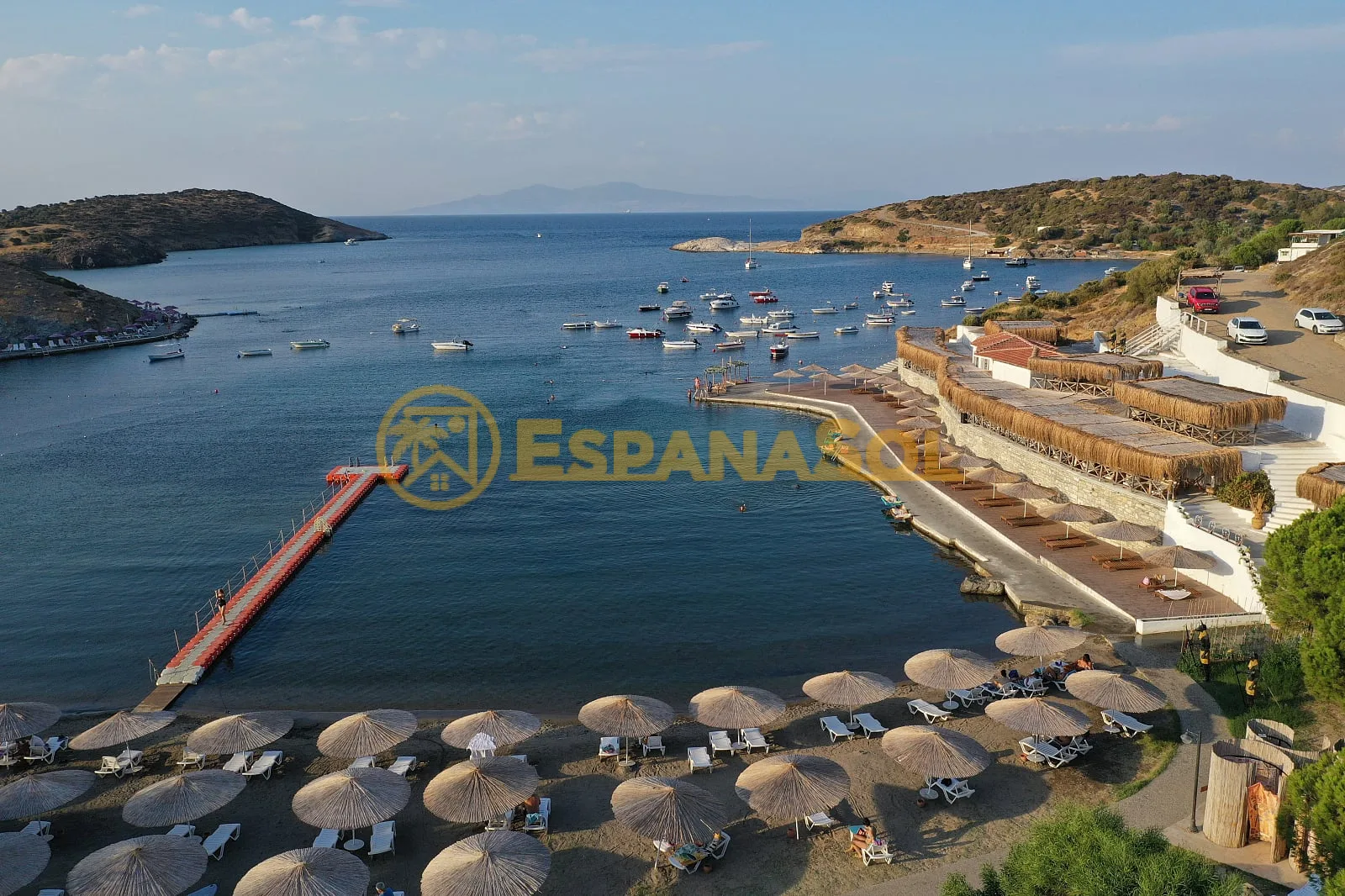 Apartamento con jardín privado junto a la playa — Foça, Izmir en İzmir (zdjÄ™cie 2)