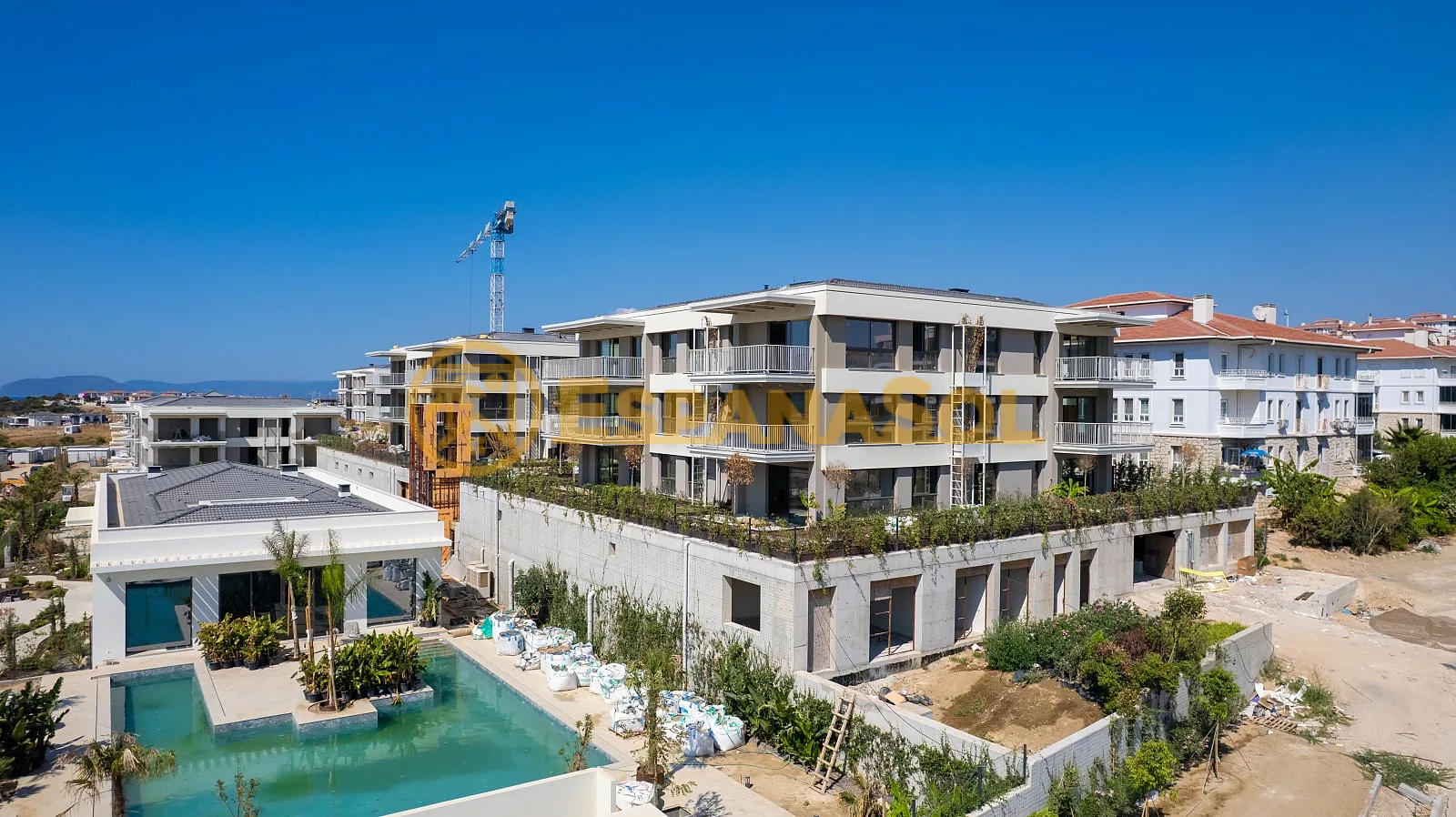 Apartamenty Blisko Morza w Zamkniętym Kompleksie w Çeşme