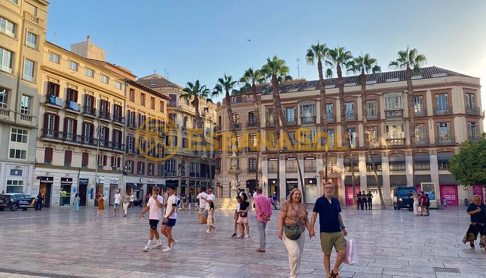 Wohnung mit 4 Balkonen nach Renovierung — Zentrum Málagas in Málaga (zdjÄ™cie 3)