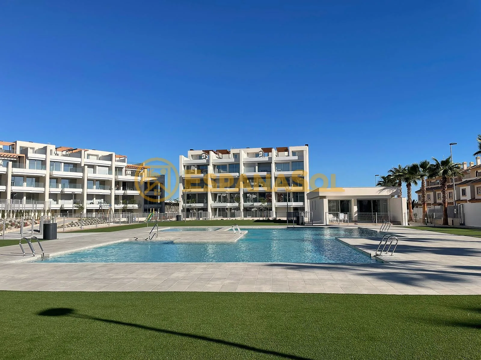 Apartamento con piscina — Playa Flamenca, Orihuela Costa en Alicante (zdjÄ™cie 2)