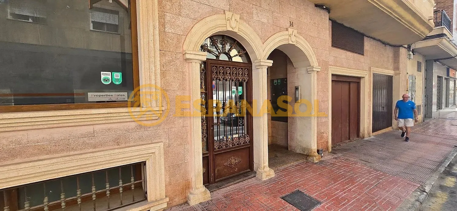 Apartament z tarasem przy marinie — Torrevieja, Costa Blanca