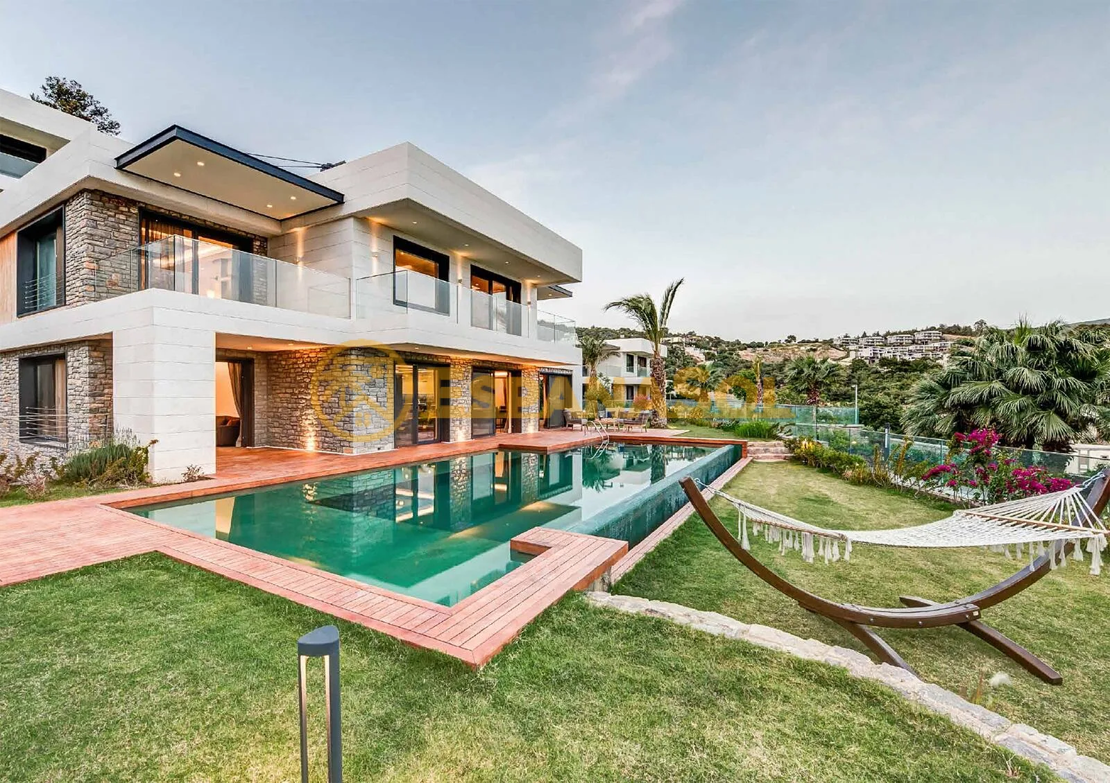 Triplex-Villa mit Blick auf die Burg von Bodrum und privatem Pool in Muğla (zdjÄ™cie 2)