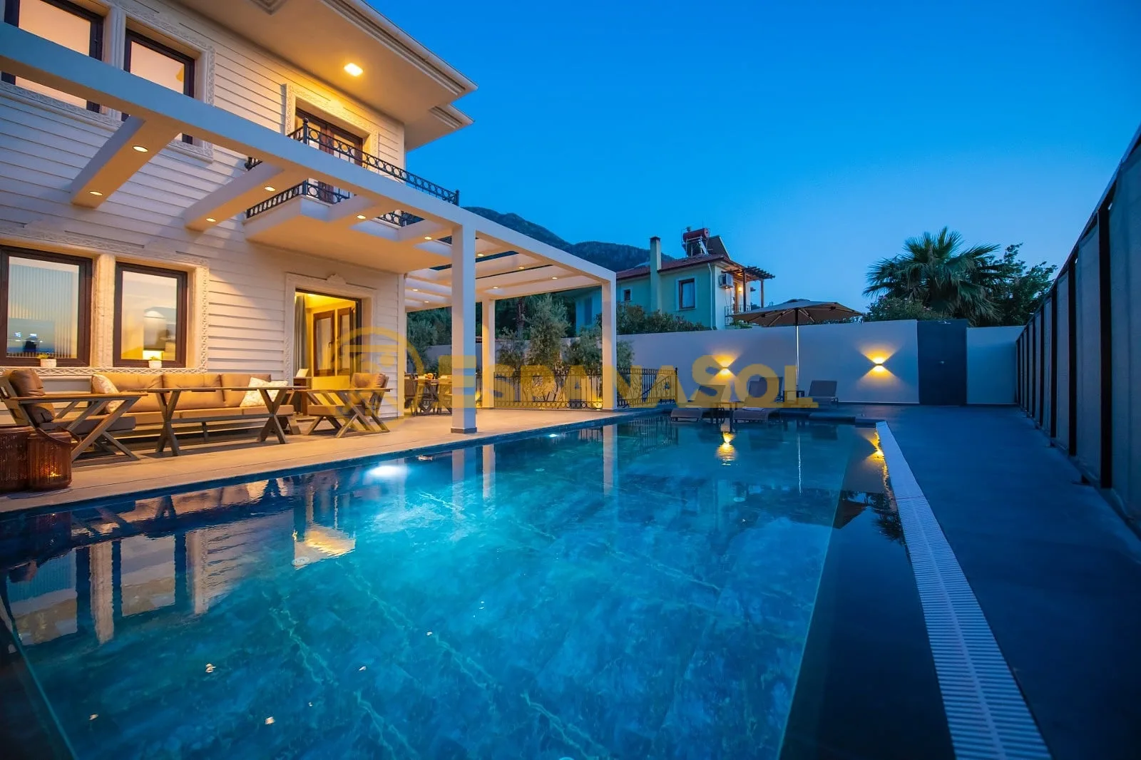 Dos villas con piscina y jardín — Ölüdeniz, Fethiye en Muğla (zdjÄ™cie 4)