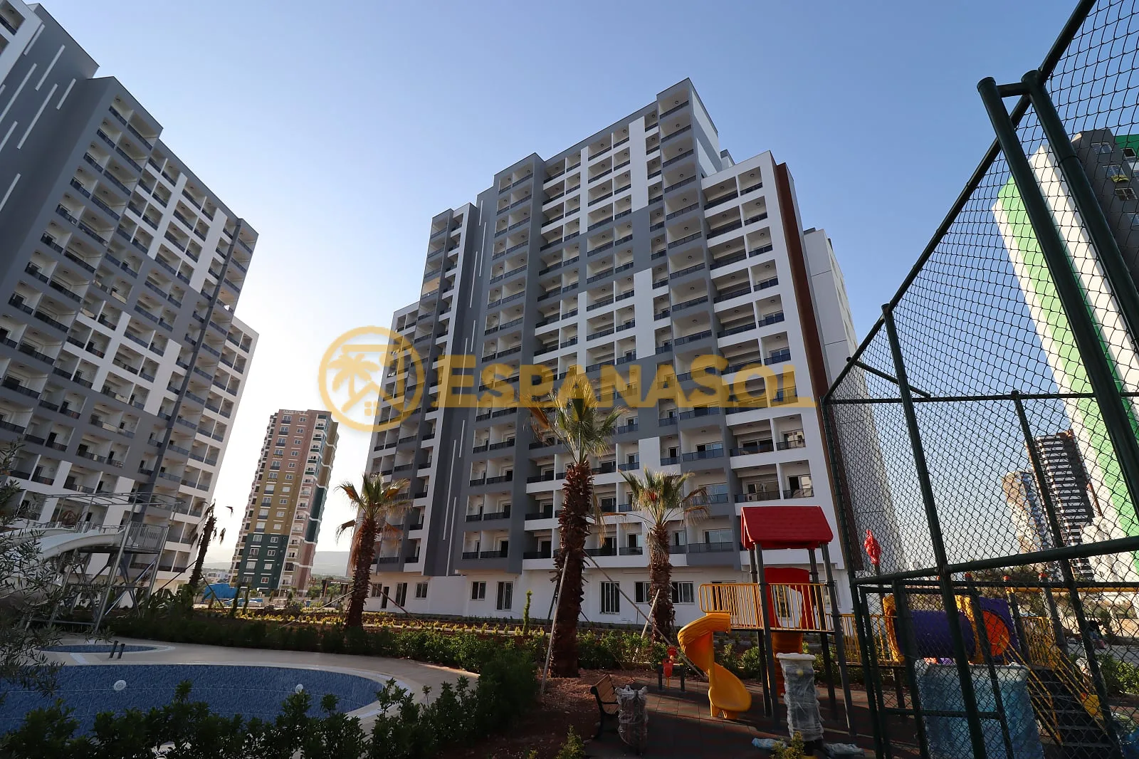 Wohnung mit Pool und Aquapark — Mersin Mezitli in Mersin (zdjÄ™cie 5)