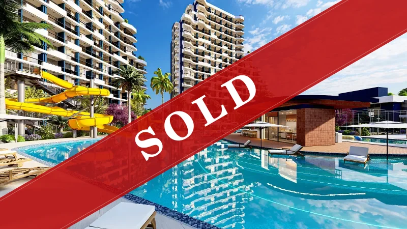 Apartments in Meeresnähe in Mersin — Komplex mit Aquapark