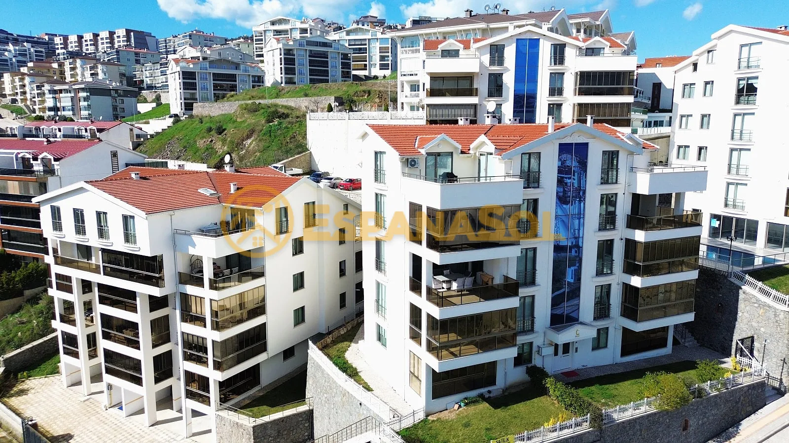 Apartament z Basenem, Blisko Wybrzeża w Mudanya Bursa
